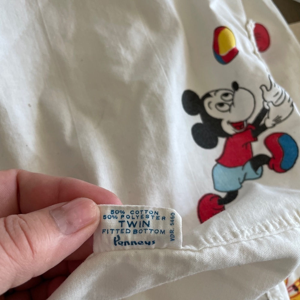 Vintage Disney Character Print Fabric twin fitted sheet - Picture 4 of 8